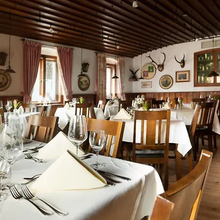 Guest house - Zur Post 3*