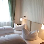 - Zur Post Pocking (Starnberg)