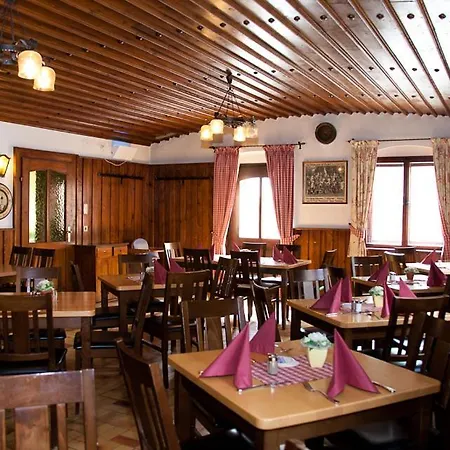 - Zur Post Pocking (Starnberg)