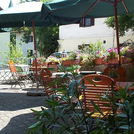 - Zur Post 3* Pocking (Starnberg)